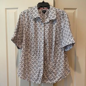 Talbots short sleeve black& white button up
